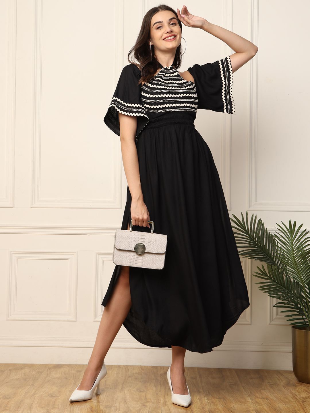 

DEEBACO Bell Sleeves Fit and Flare Maxi Dress, Black