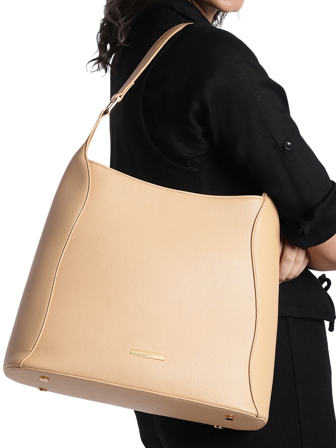 

IRTH Sructured Hobo Bag, Beige