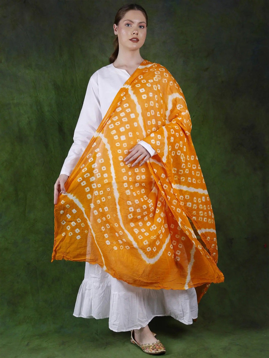 

Exotic India Flame Orange Pure Cotton Bandhani Leheria Tie-Dye Dupatta