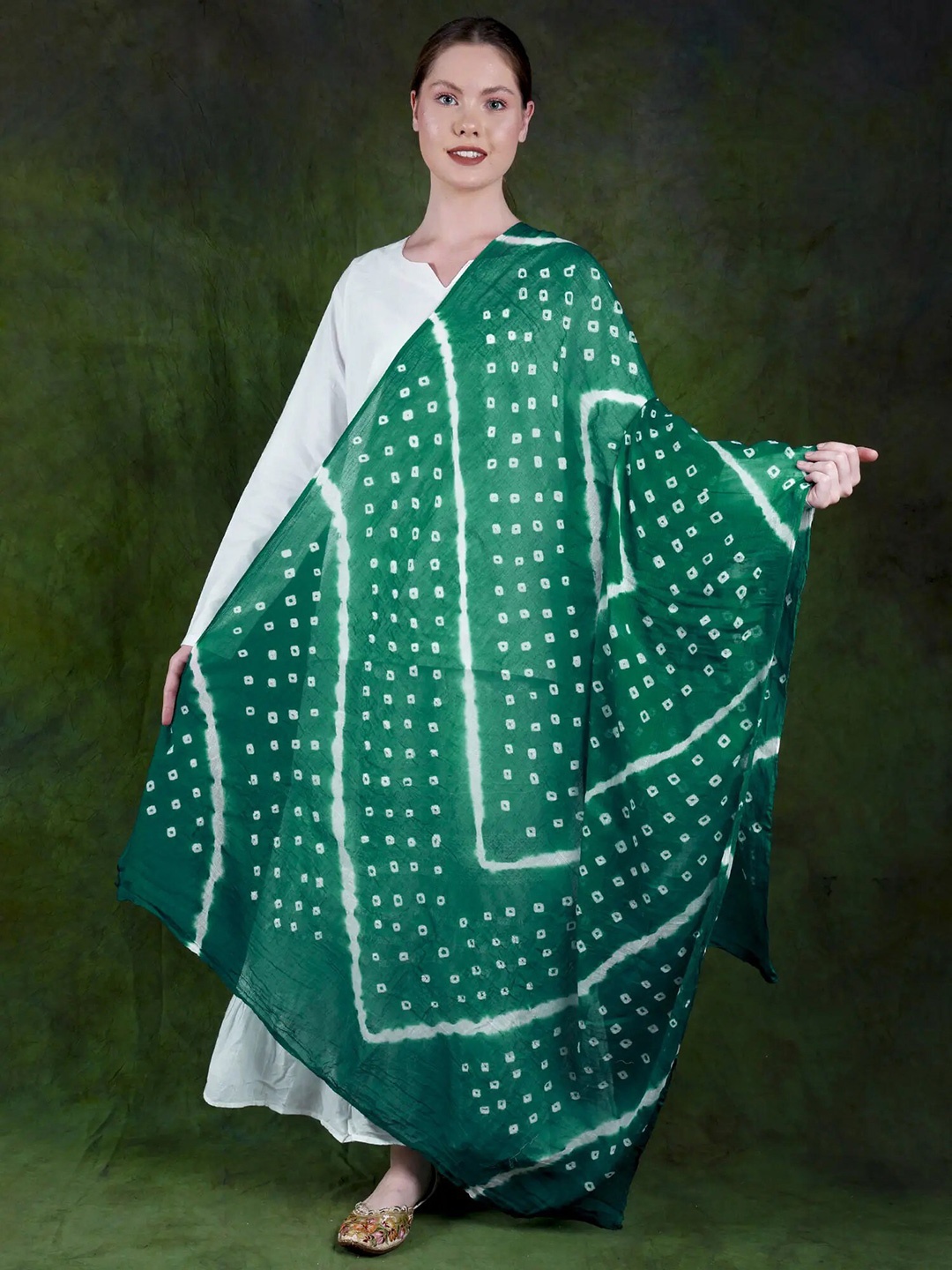 

Exotic India Quetzal Green Pure Cotton Bandhani Leheria Tie-Dye Dupatta