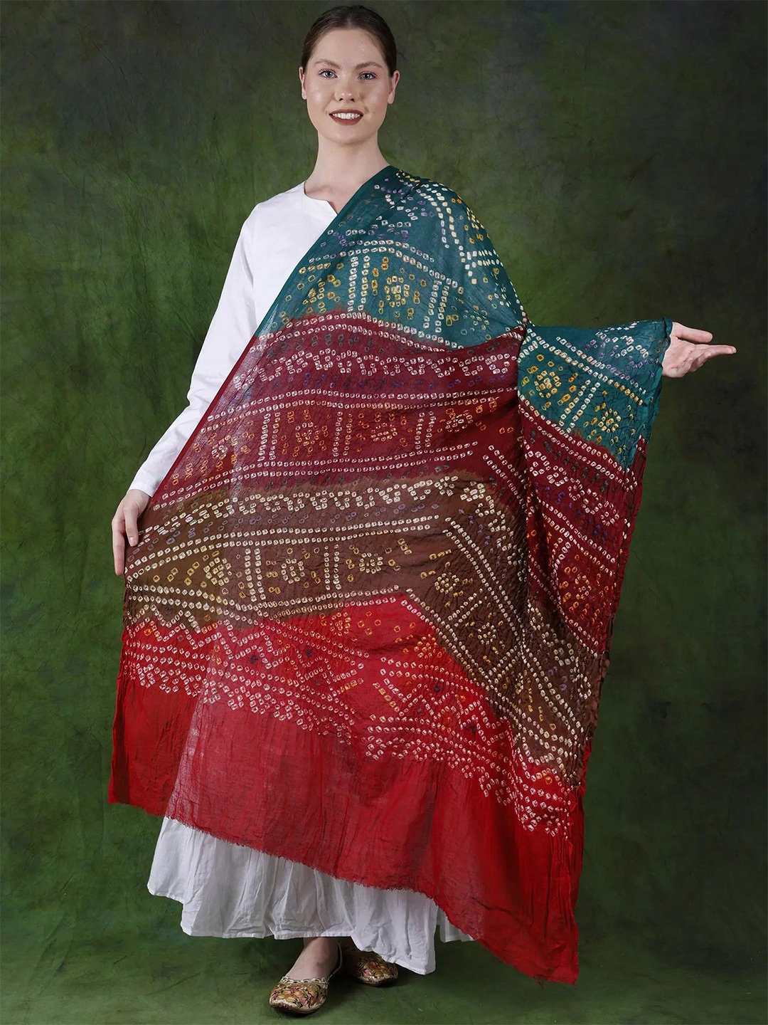 

Exotic India Deep Lake Bandhani Multicolor Tie-Dye Crinkled Pure Cotton Dupatta, Red