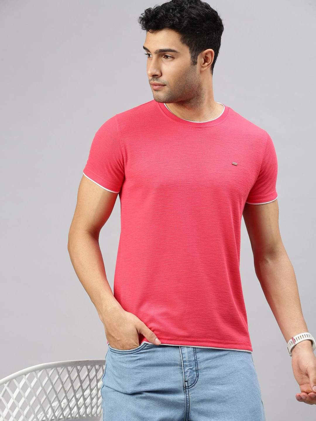 

ZEDD Men Round Neck Solid T-shirt, Pink