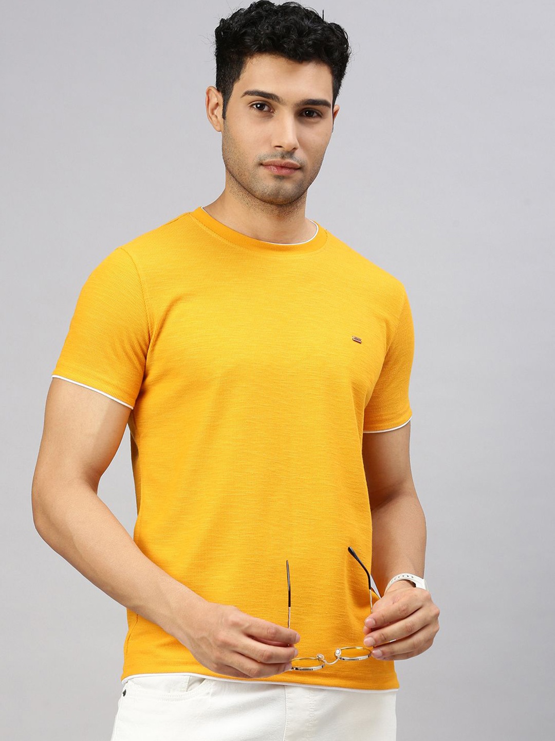 

ZEDD Men Round Neck Solid T-shirt, Mustard