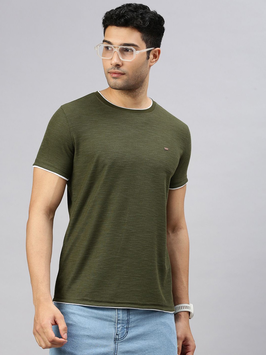 

ZEDD Men Round Neck Solid T-shirt, Olive