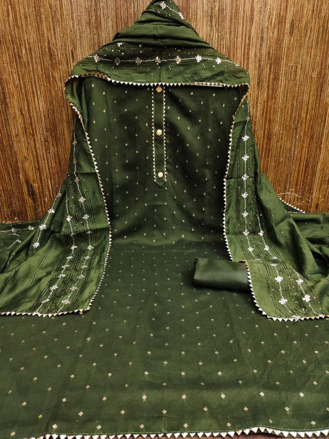 

LeeliPeeri Designer Dyed Unstitched Dress Material, Green