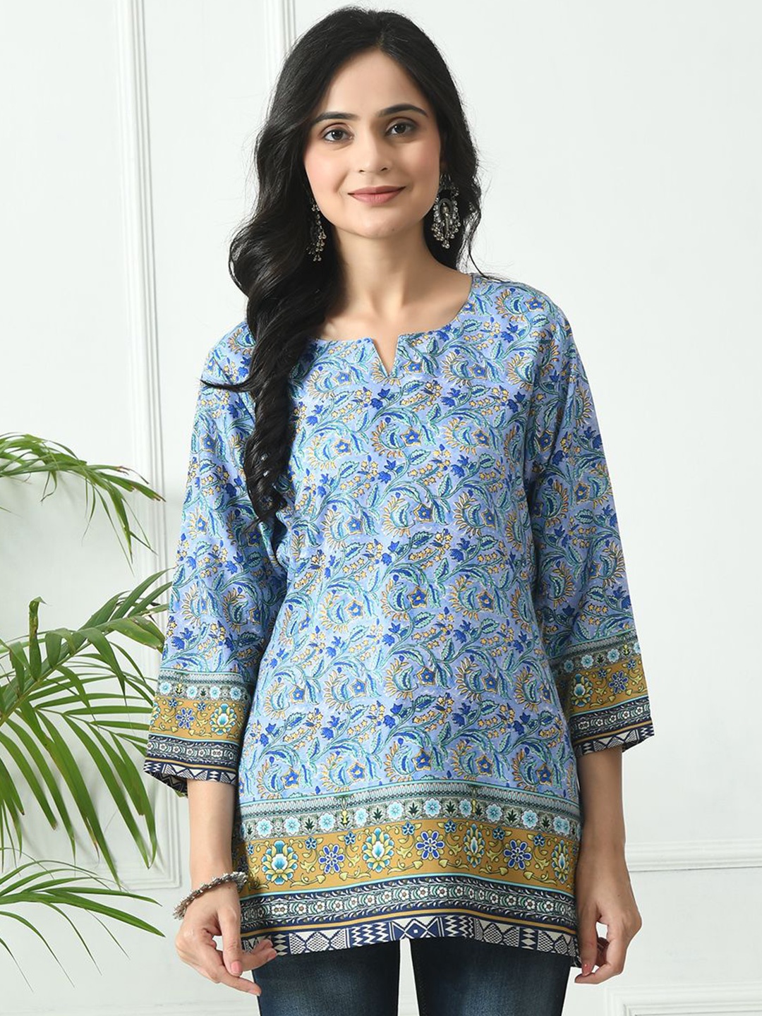 

MEESAN Floral Printed Round Neck Kurti, Blue