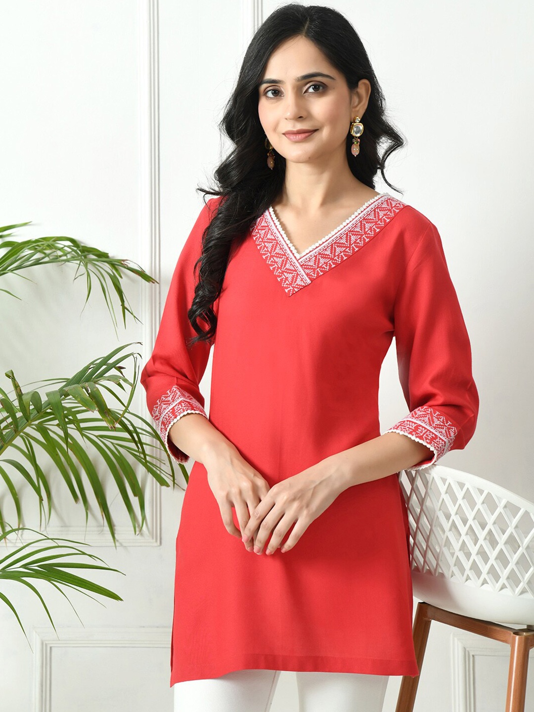 

MEESAN Yoke-Designed Straight Tunic, Coral