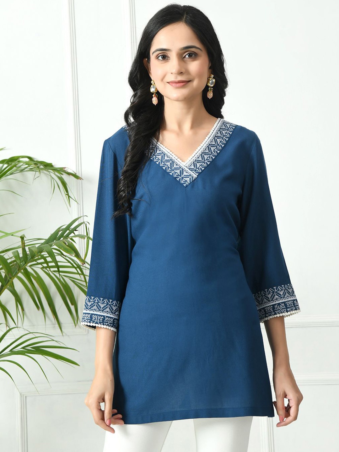 

MEESAN V-Neck Tunic, Blue