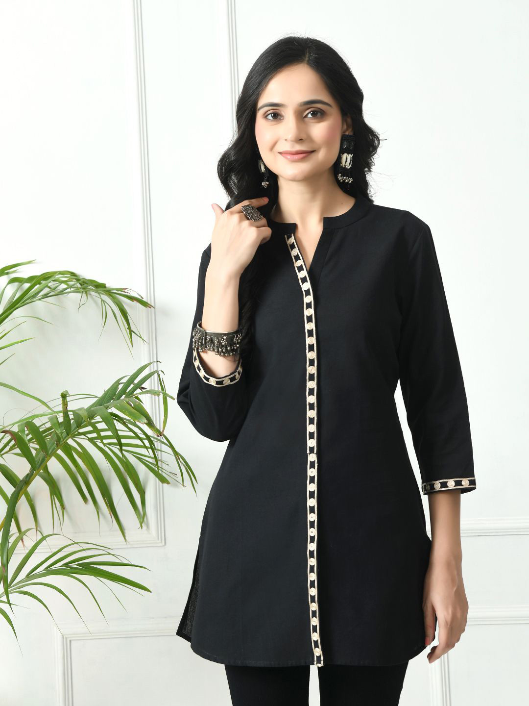 

MEESAN Mandarin Collar Embroidered Embellished Tunic, Black