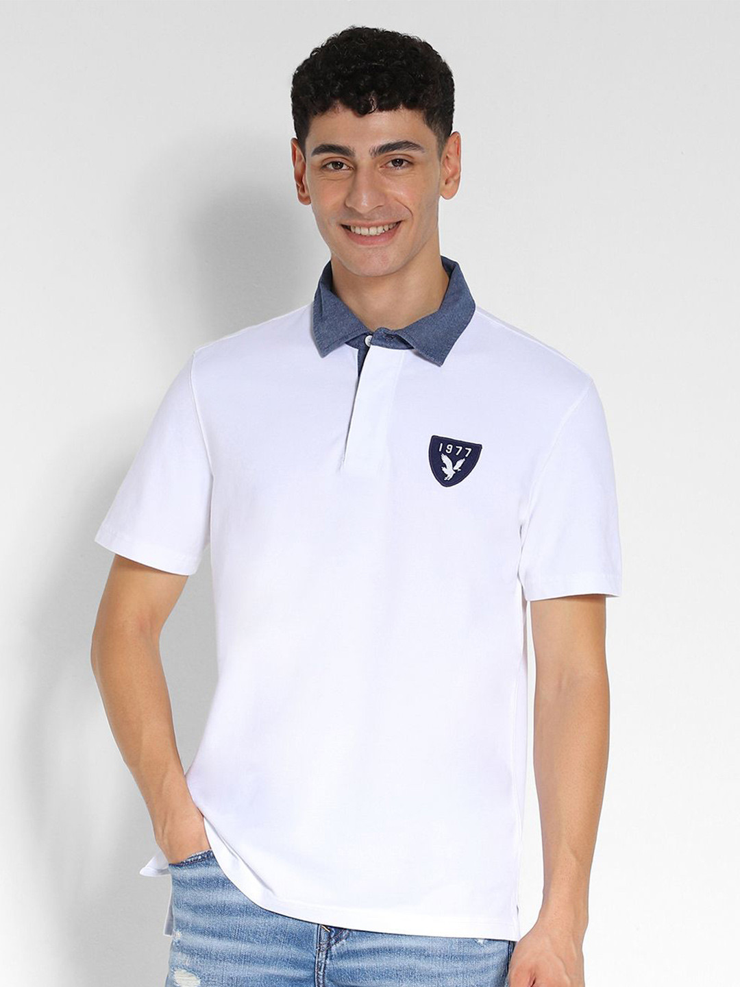 

AMERICAN EAGLE OUTFITTERS Men Solid Polo Collar Applique T-shirt, White