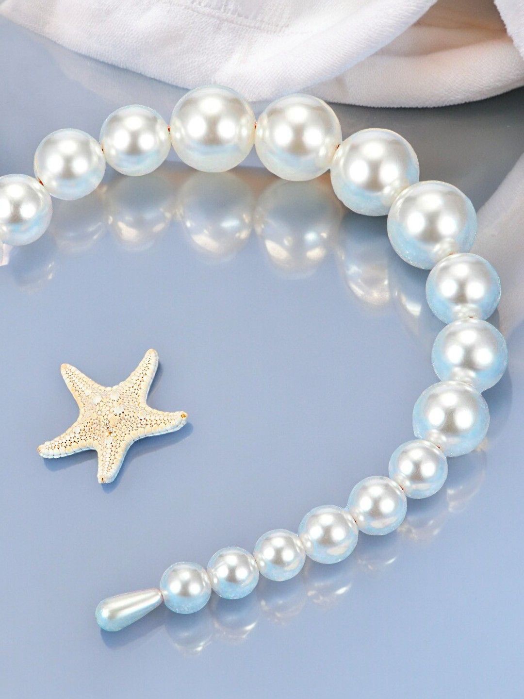 

OOMPH Women Embellished Hairband, White