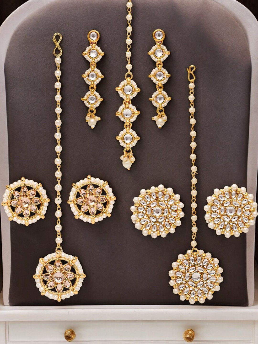 

OOMPH 3Pc Maangtikaa & 3 Pairs of Matching Earrings Kundan Stone-Studded Jewellery Set, Gold