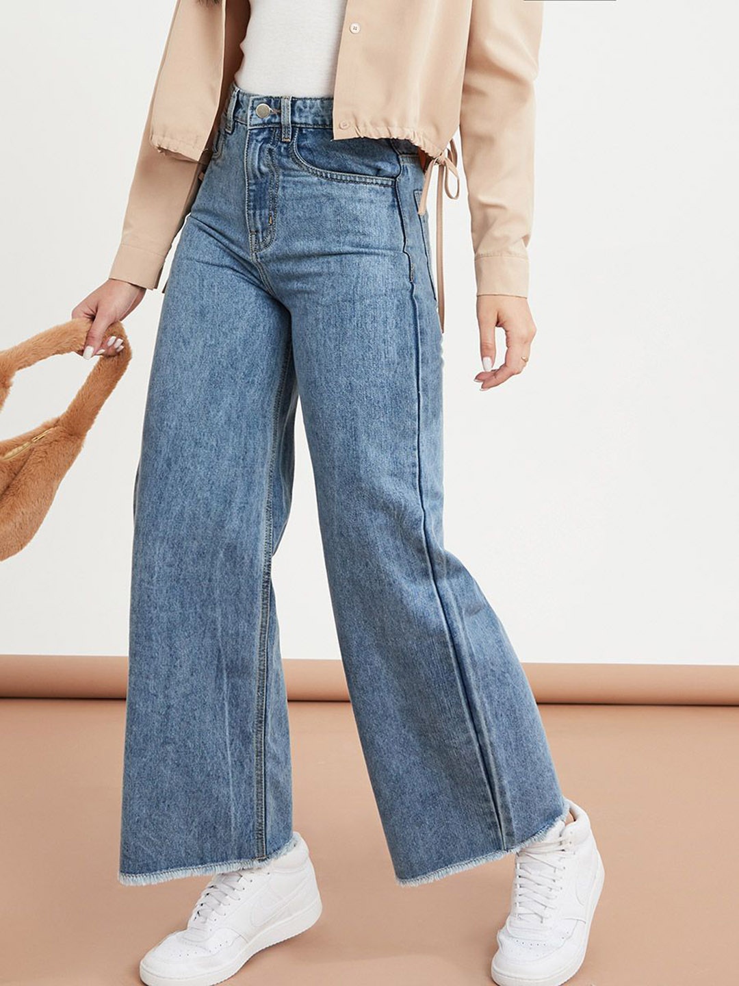 

Styli Women High Rise Wide Leg Cropped Raw Edge Stretchable Jeans, Blue