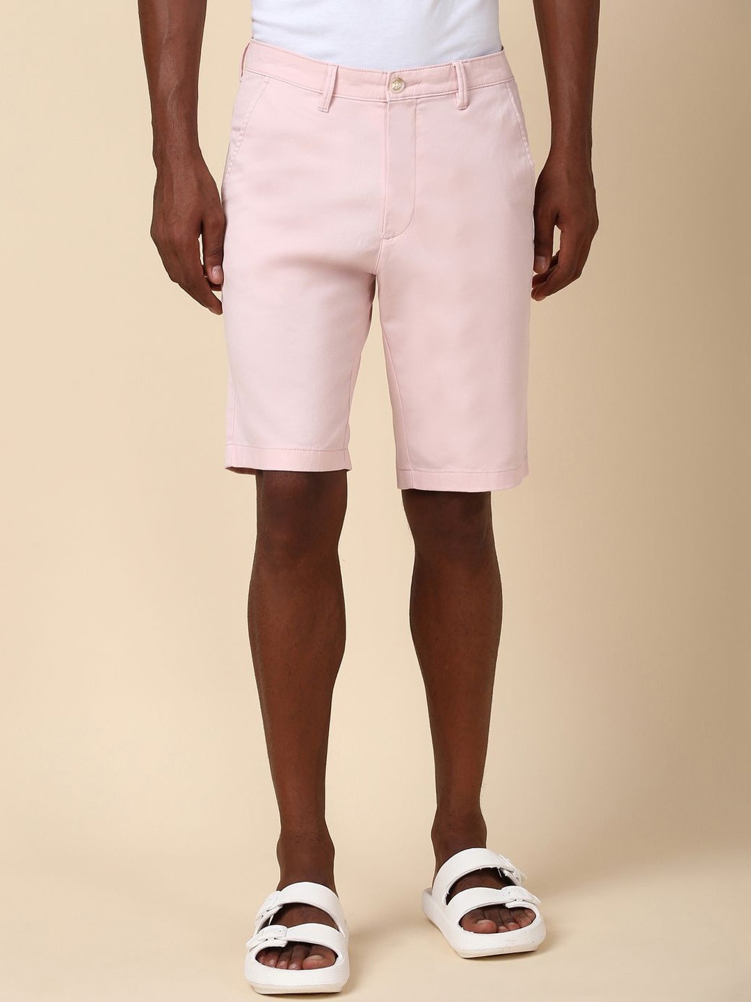 

Allen Solly Men Slim Fit Pure Cotton Shorts, Pink
