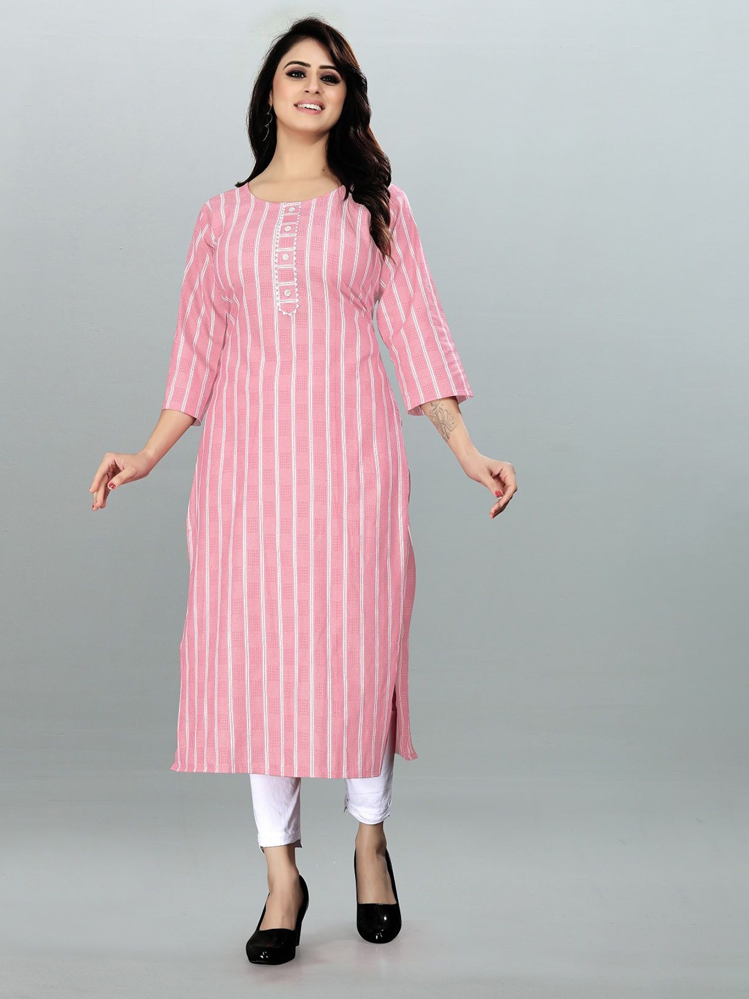 

THE WOMEN DECOR Striped Round Neck Three-Quarter Sleeves Straight Kurta, Pink