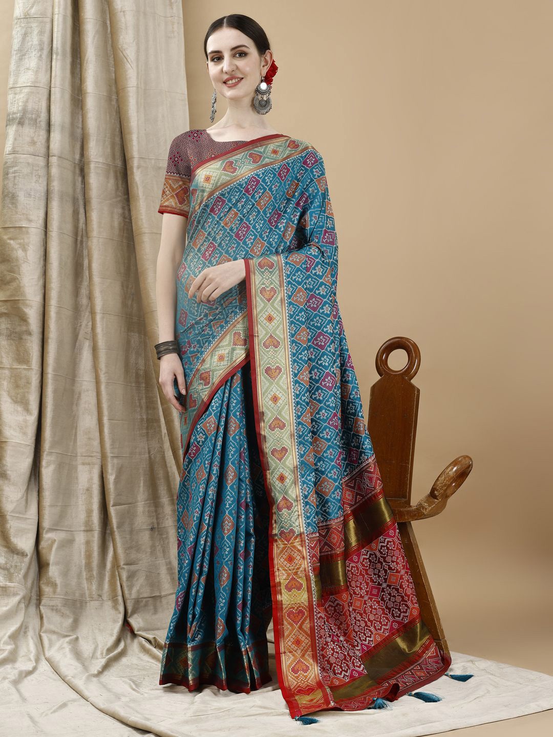 

JUST FASHION Ethnic Motifs Zari Patola Saree, Blue