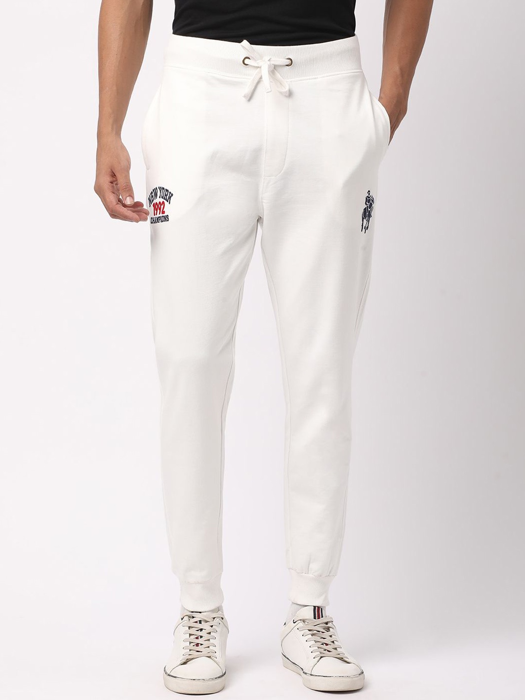 

R&B Men Mid-Rise Trousers, White