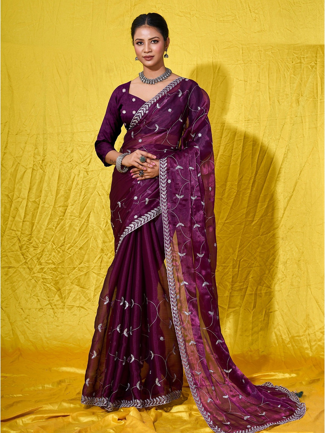 

Saree Exotica Ethnic Motifs Embroidered Sarees, Burgundy