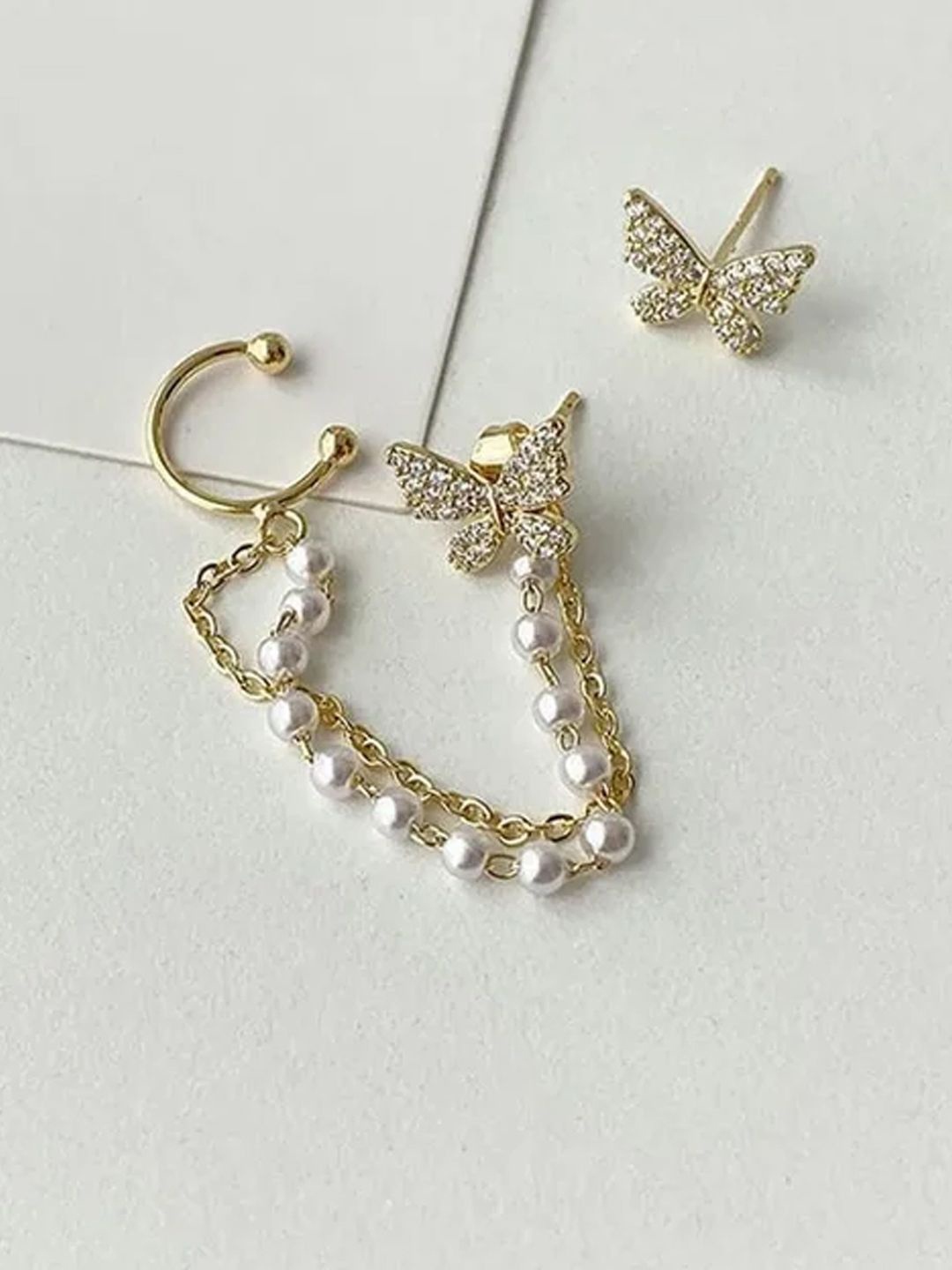 

Xivir Contemporary Studs Earrings, Gold