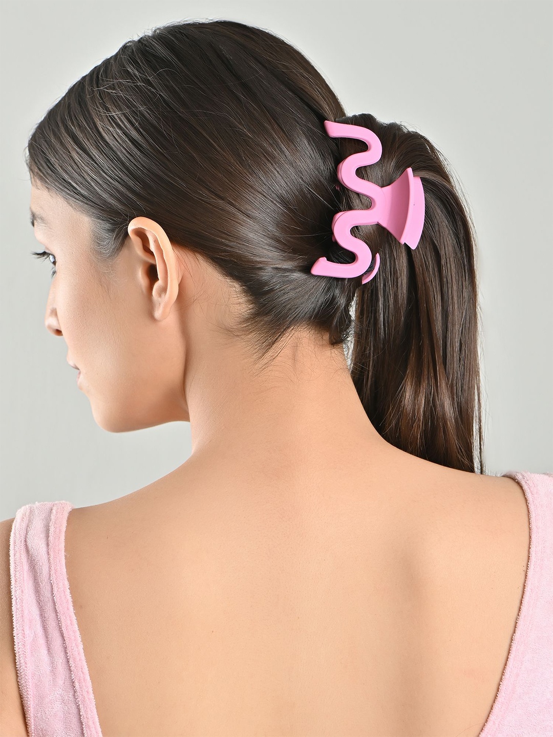 

Lilly & sparkle Women Matte Wavy Claw Clip, Pink