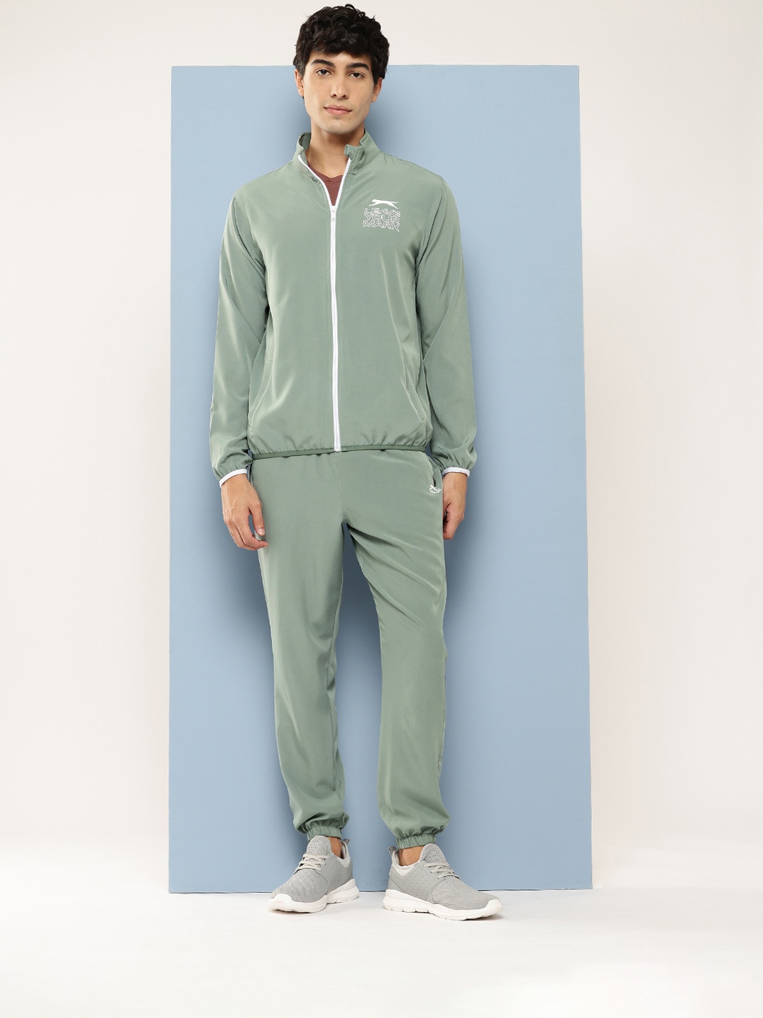 

Slazenger Men Ultra-Dry Running Tracksuit, Green