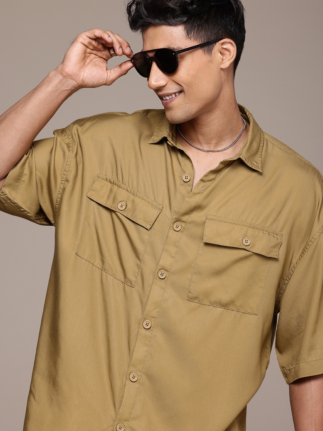 

WROGN Drop-Shoulder Sleeves Oversized Fit Casual Shirt, Khaki