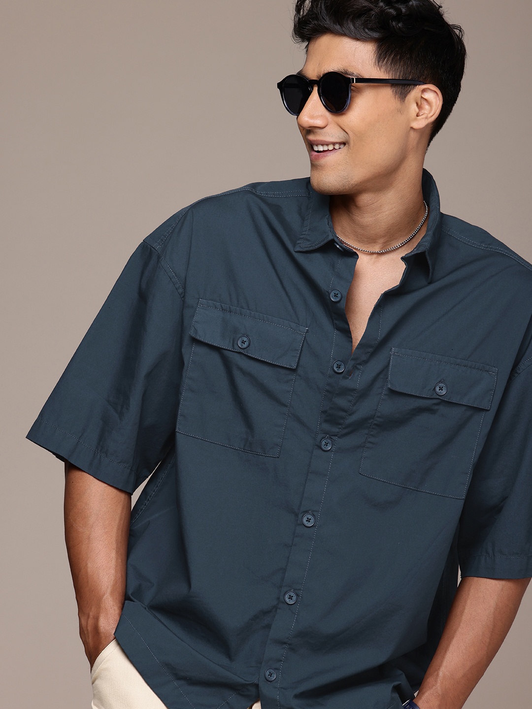 

WROGN Pure Cotton Opaque Oversized Casual Shirt, Navy blue