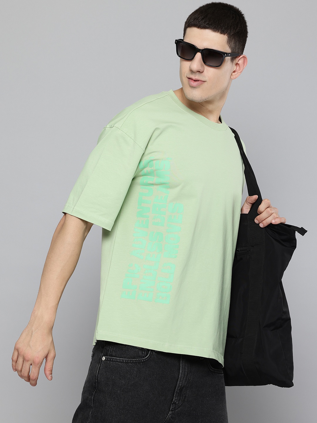 

Aeropostale Typography Printed Drop-Shoulder Sleeves T-shirt, Green