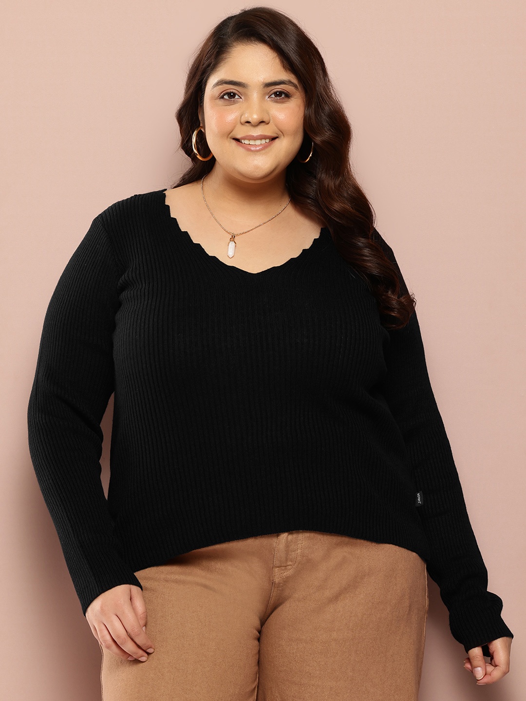

Sztori Plus Size Acrylic V-Neck Pullover, Black