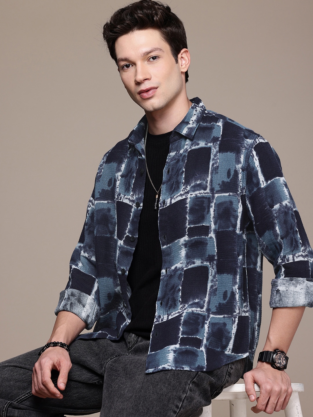 

WROGN Pure Cotton Abstract Printed Comfort Fit Knitted Casual Shirt, Navy blue