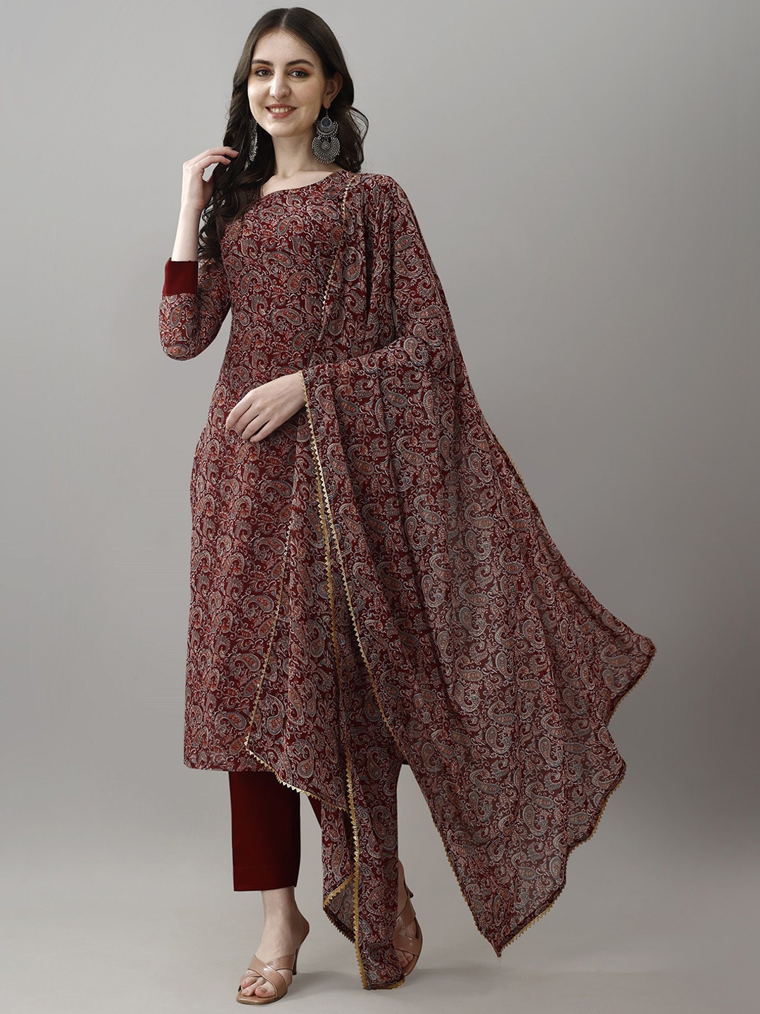 

KALINI Paisley Printed Regular Kurta With Trousers & Dupatta, Maroon