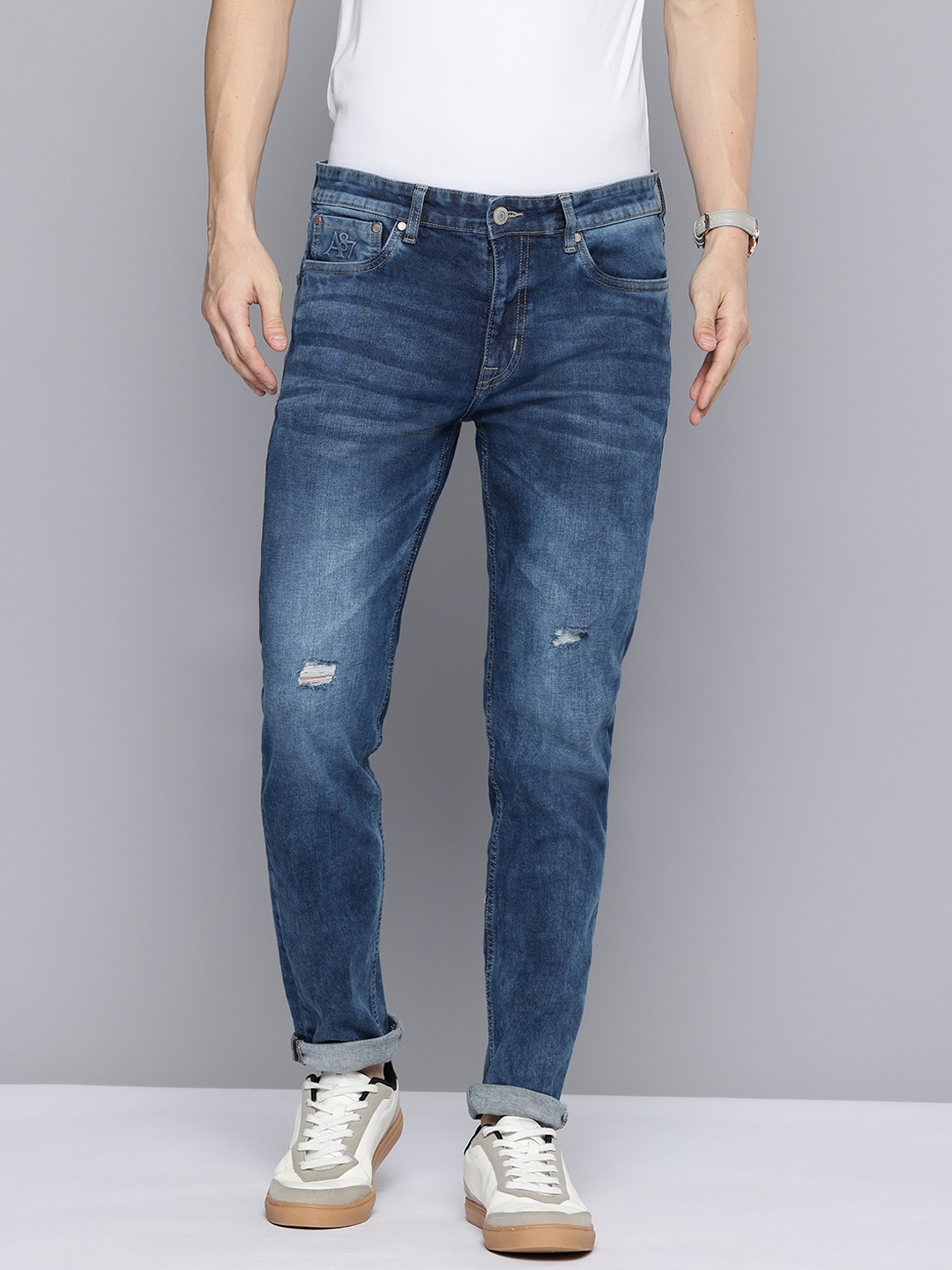 

Aeropostale Men Tapered Fit Light Fade Stretchable Jeans, Navy blue