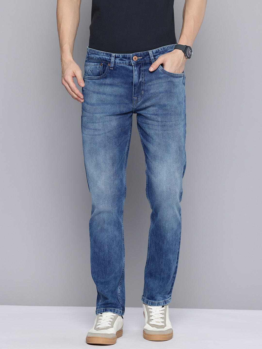

Aeropostale Men Slim Fit Light Fade Stretchable Jeans, Nude