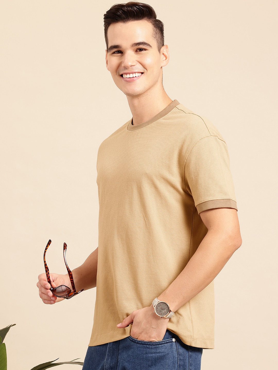 

Mast & Harbour Textured Drop-Shoulder Sleeves T-Shirt, Beige