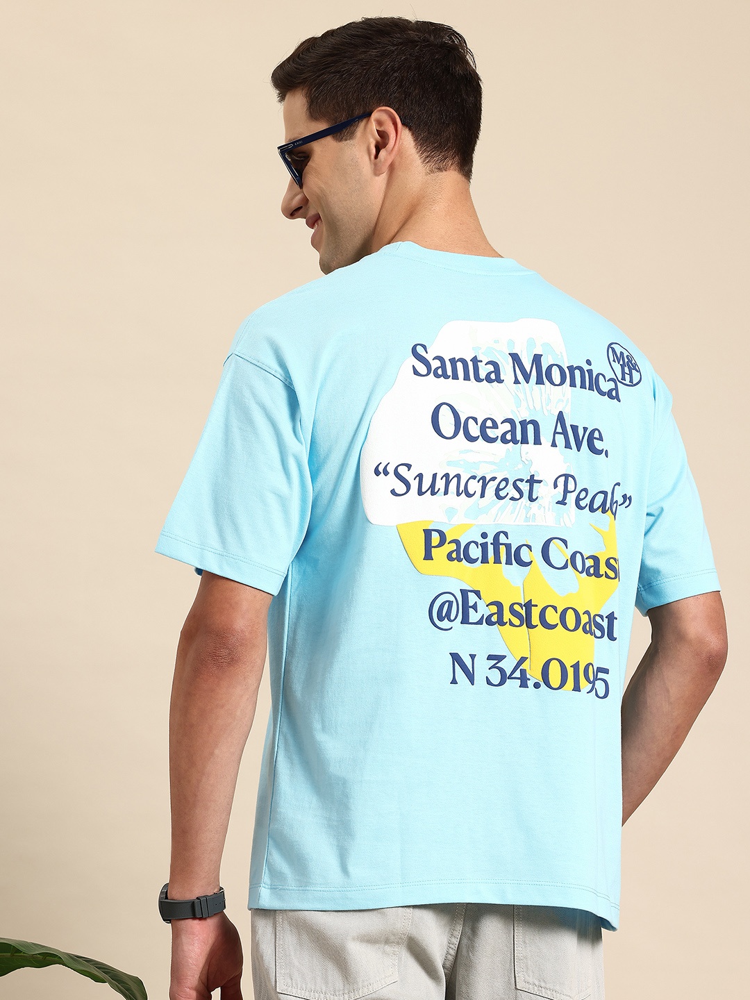 

Mast & Harbour Men Typography Printed Drop-Shoulder Sleeves T-shirt, Blue