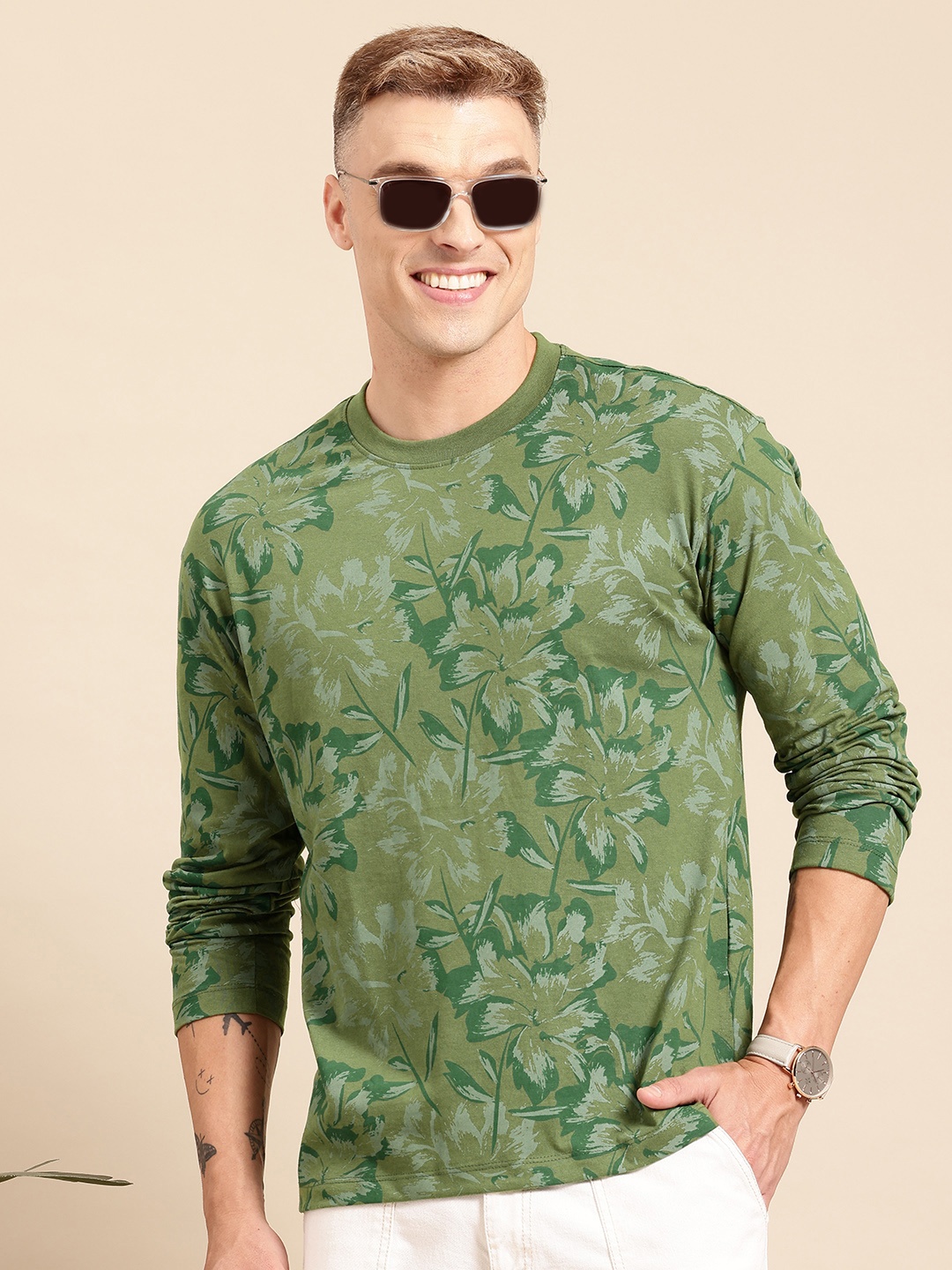 

Mast & Harbour Floral Printed Drop-Shoulder Sleeves T-Shirt, Green