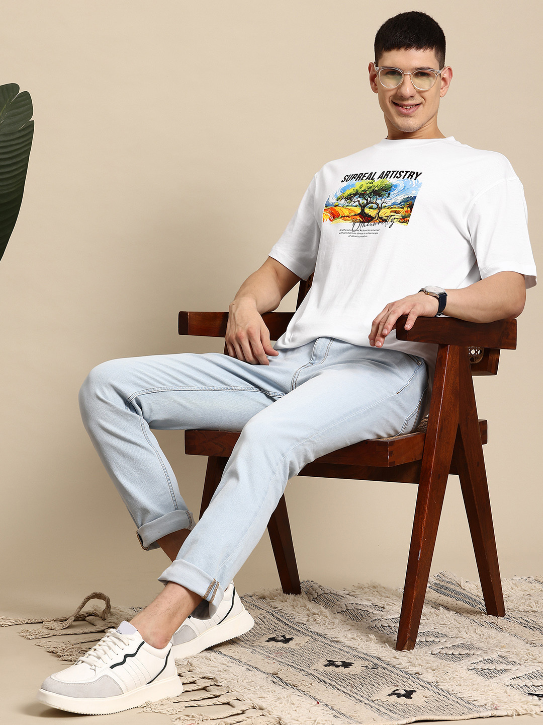 

Mast & Harbour Men Graphic Printed T-shirt, Off white