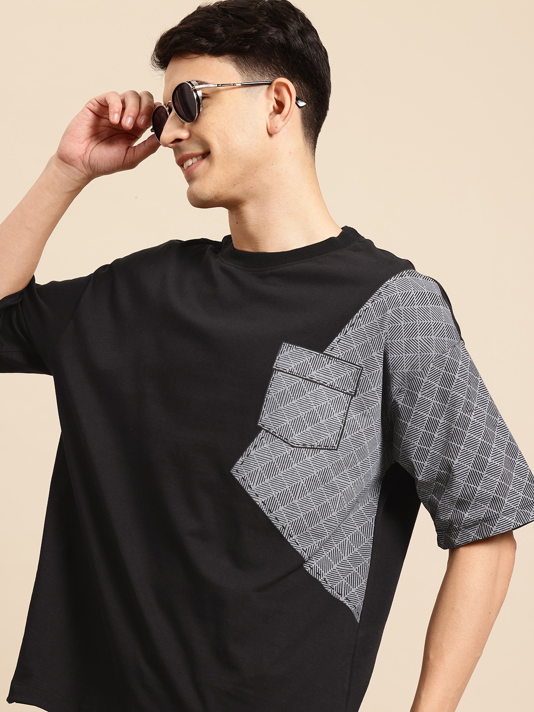 

Mast & Harbour Printed Relaxed T-shirt, Black