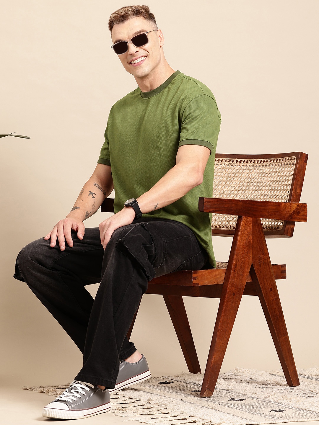 

Mast & Harbour Woven Design Regular-Fit T-shirt, Green