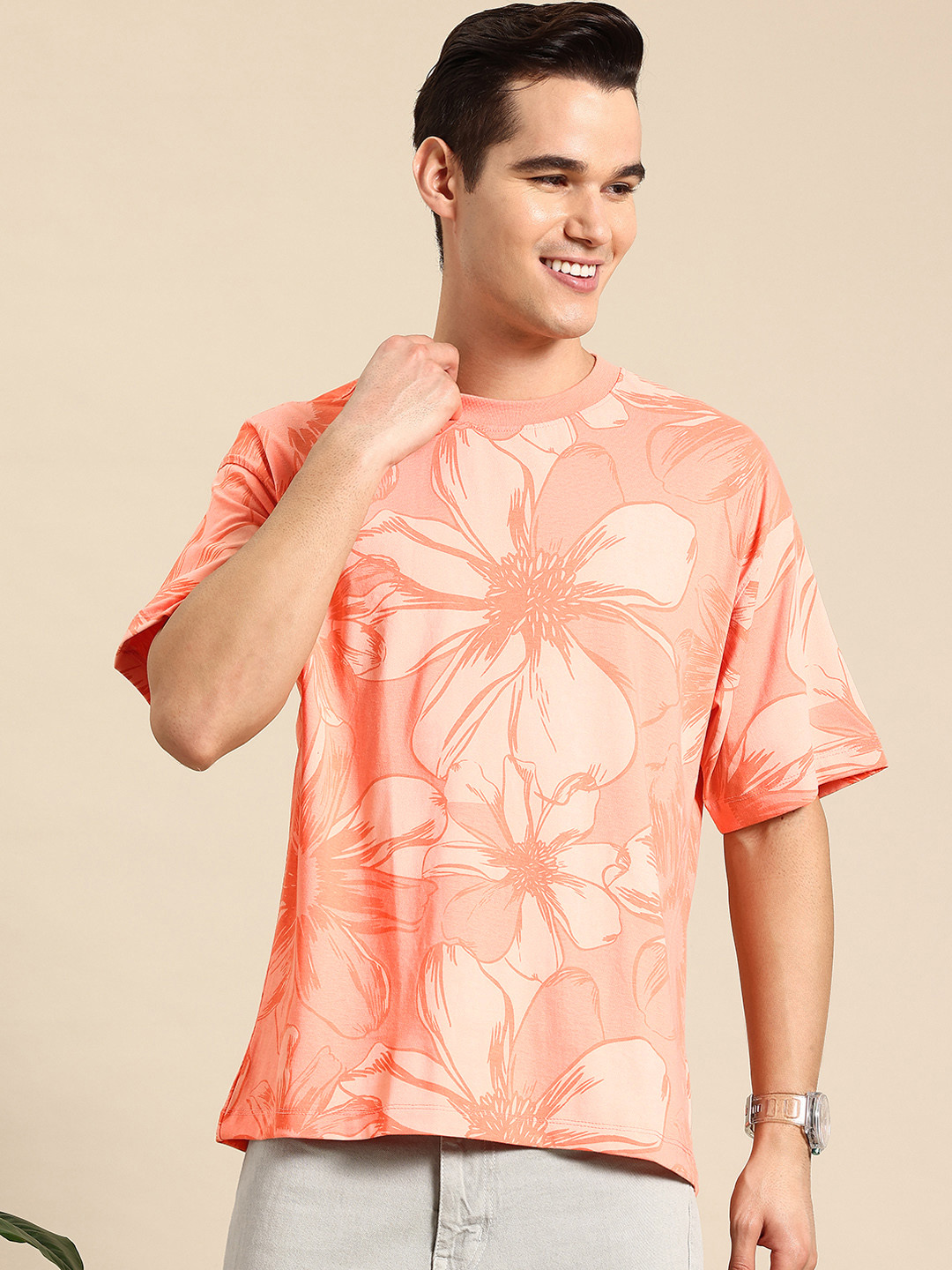 

Mast & Harbour Floral Print Drop-Shoulder Sleeves T-shirt, Peach