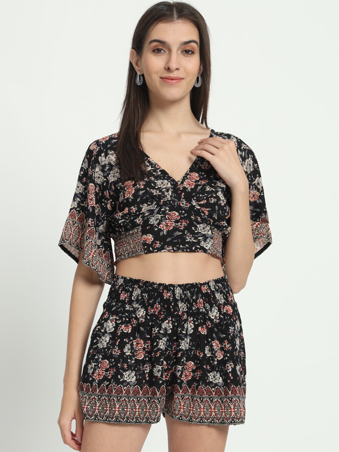 

VELDRESS Printed V-Neck Top With Shorts Co-Ords, Black