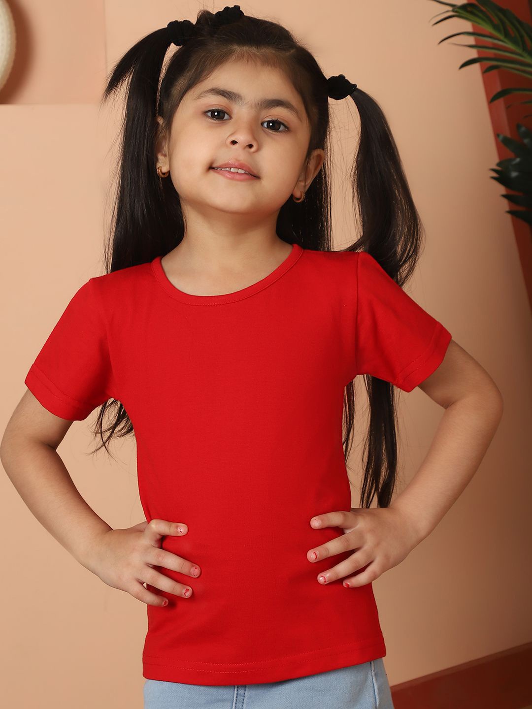 

MINI & MING Girls Solid Round Neck Pure Cotton T-shirt, Red