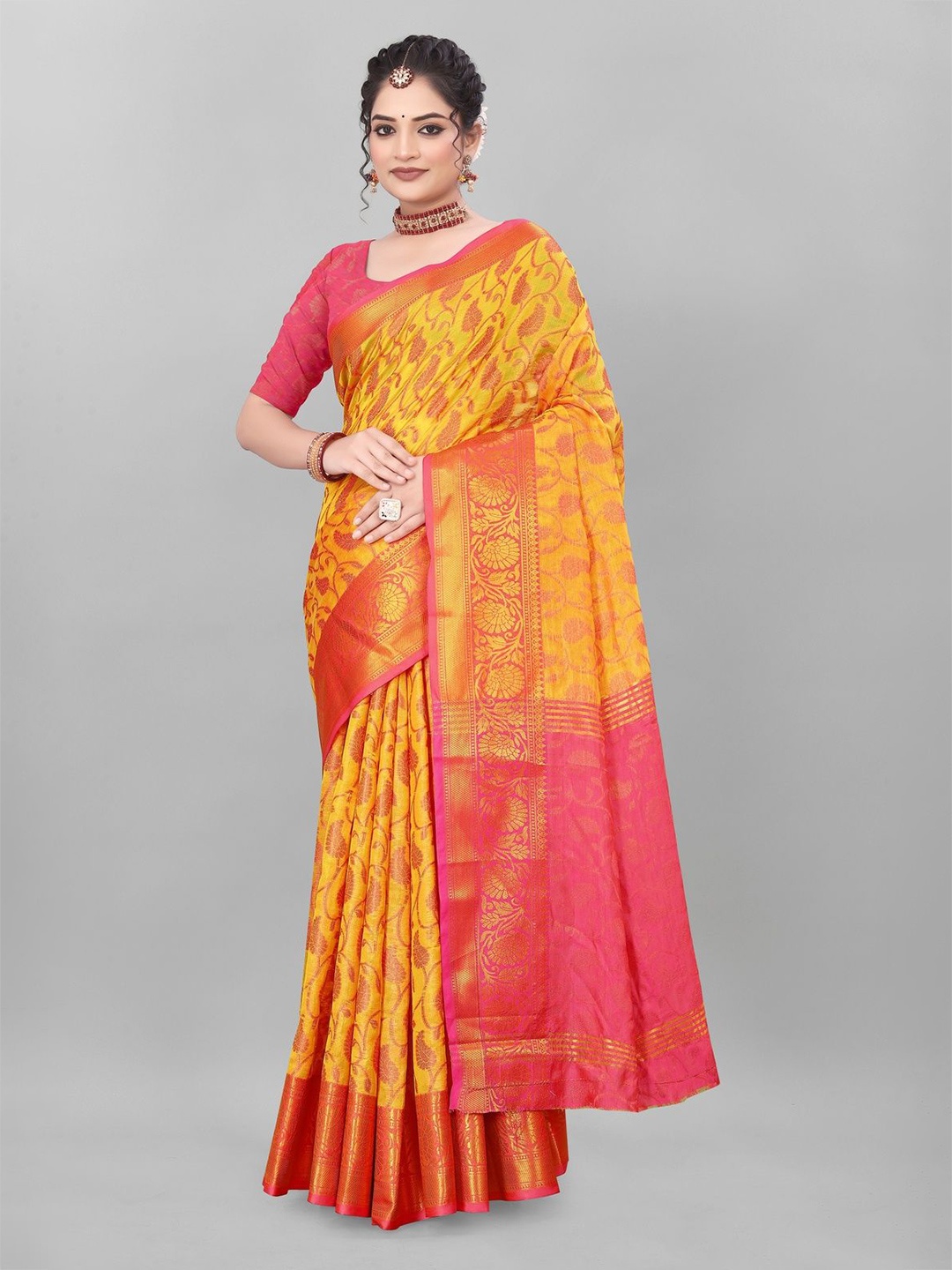 

MAGNEITTA Woven Design Zari Organza Banarasi Saree, Orange