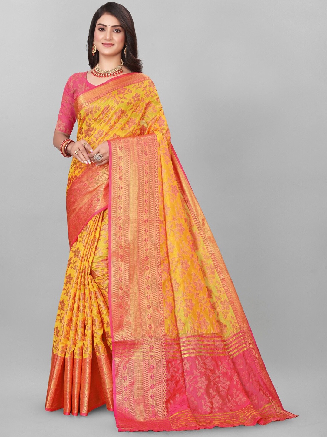 

MAGNEITTA Woven Design Zari Organza Banarasi Saree, Yellow