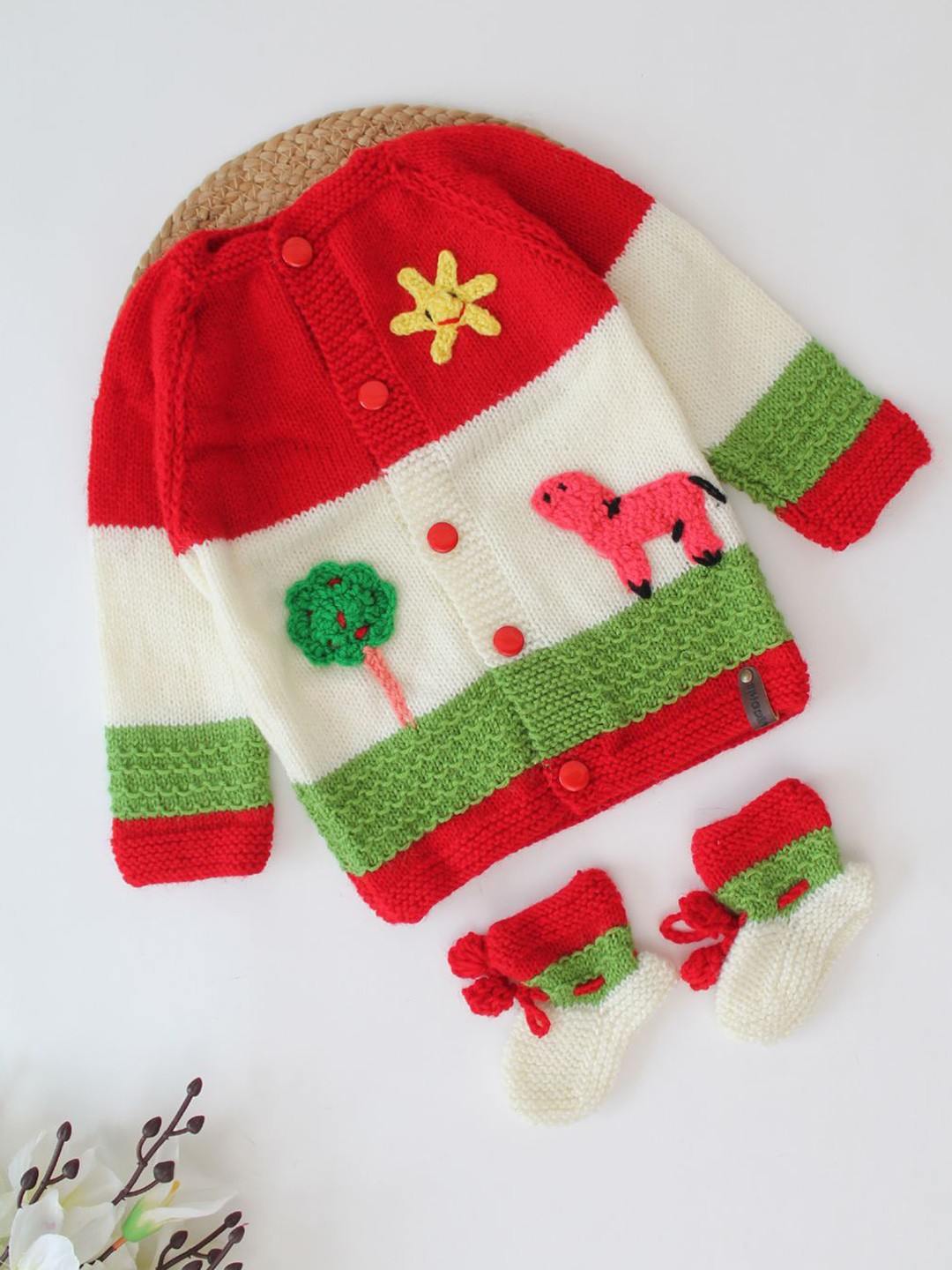 

Woonie Unisex Kids Quirky Cardigan, White