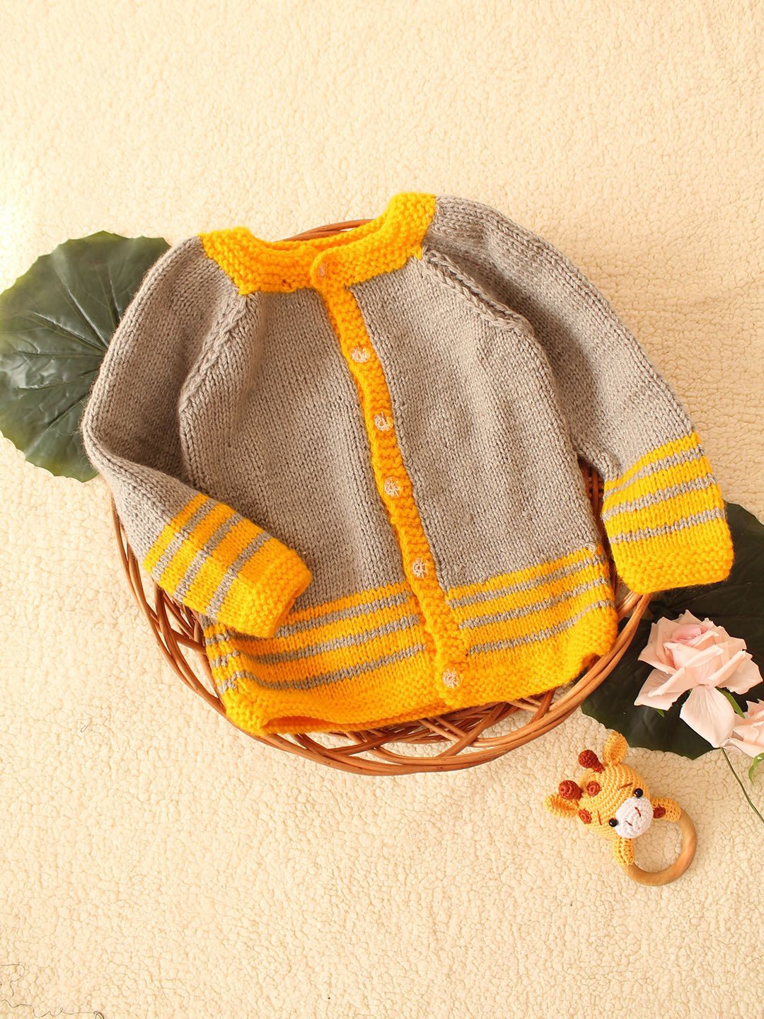 

Woonie Girls Quirky Cardigan, Grey