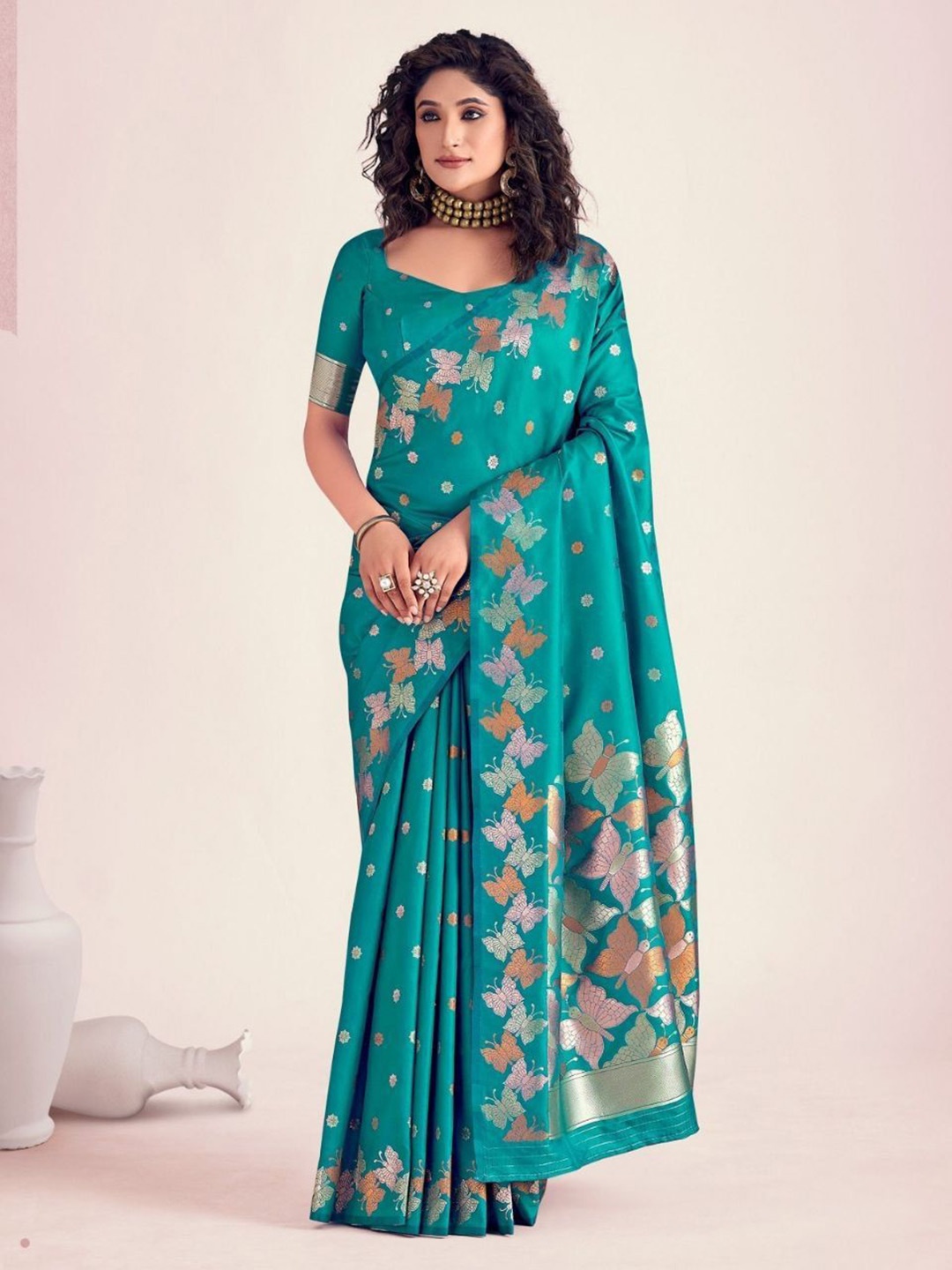 

REALLTREND Woven Design Zari Art Silk Kanjeevaram Saree, Turquoise blue