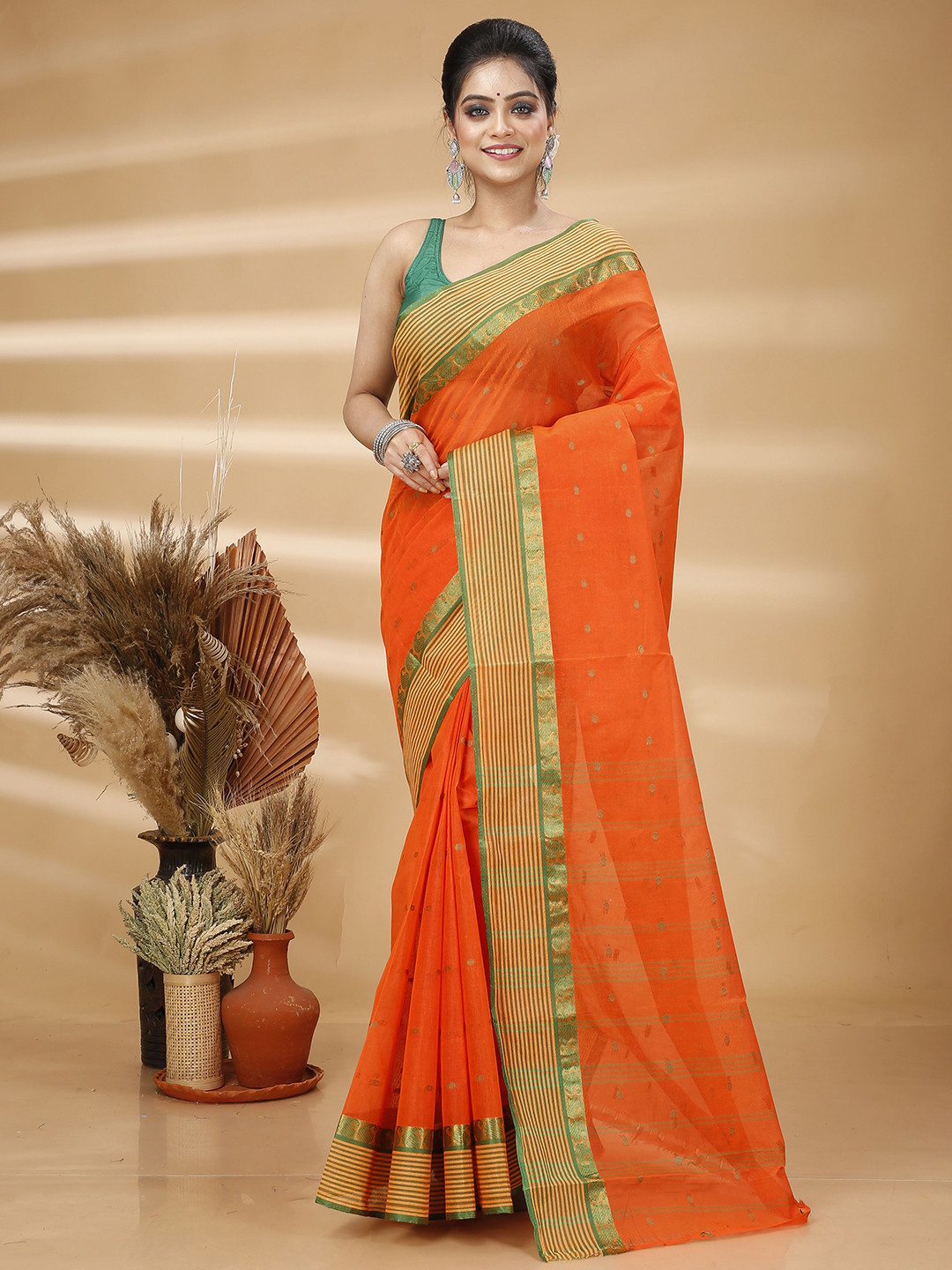 

Ruuprekha Woven Design Pure Cotton Taant Saree, Orange
