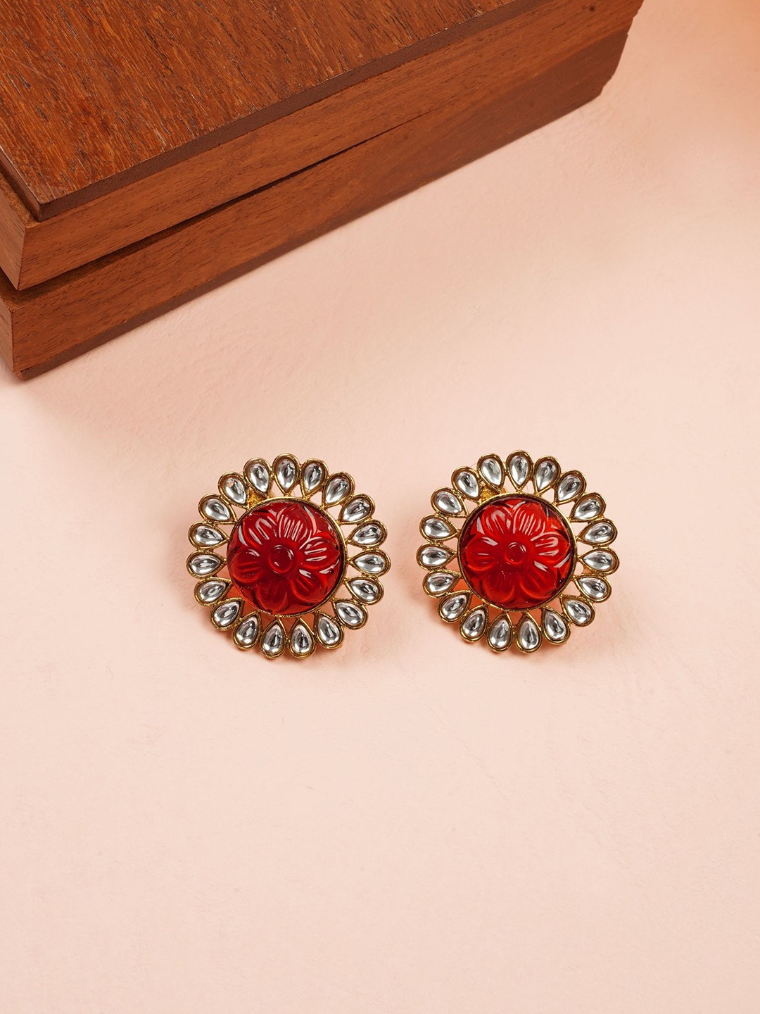 

Designbox Floral Studs Earrings, Maroon