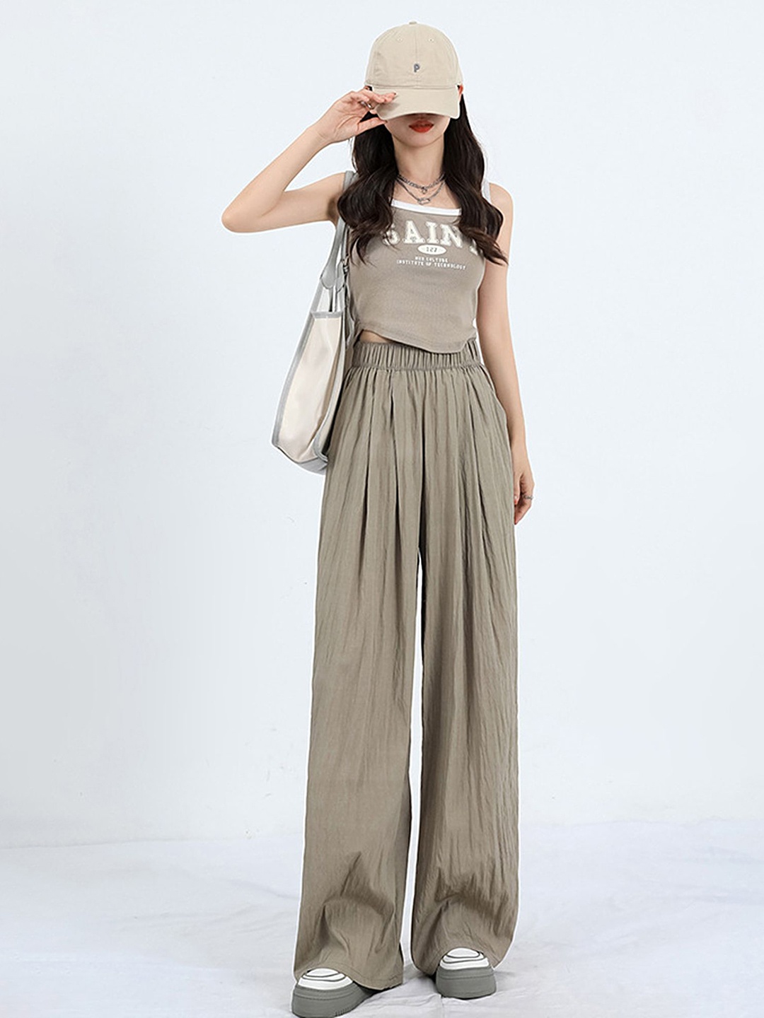 

LULU & SKY Women Straight Fit High-Rise Trousers, Camel brown